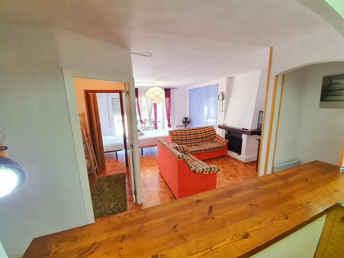 Apartamento Port Emporda Canales 艾姆布里亚布拉瓦 公寓
